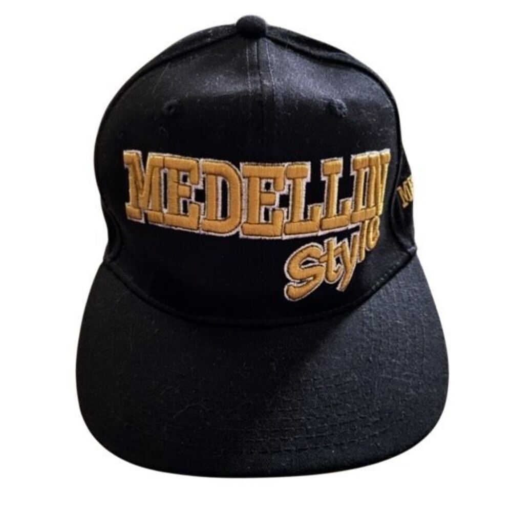 Medellon Style Adjustable Trucker Style Hat